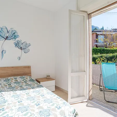 Cosy With 2 Balconies In Appartement Lierna